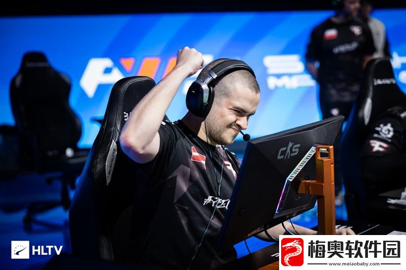 HLTV